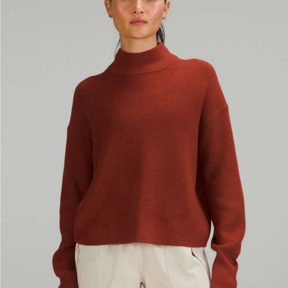 Lululemon Merino Blend Ribbed Turtleneck Sweater